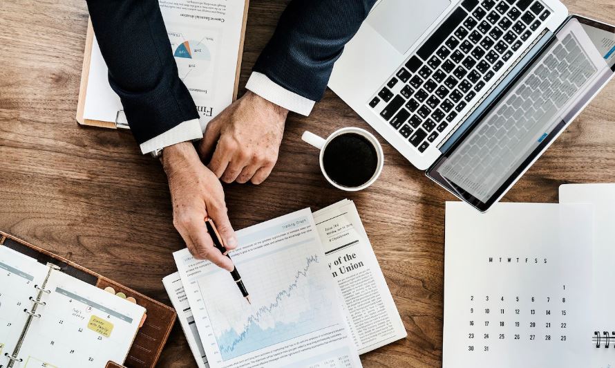 10 erros que até os investidores experientes cometem