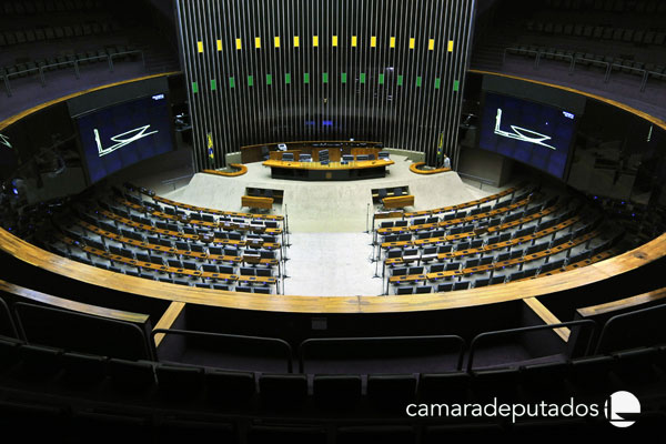 Marco do saneamento já tem maioria, dizem deputados