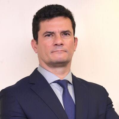 Sergio Moro confirma demissão e alega interferência política na PF