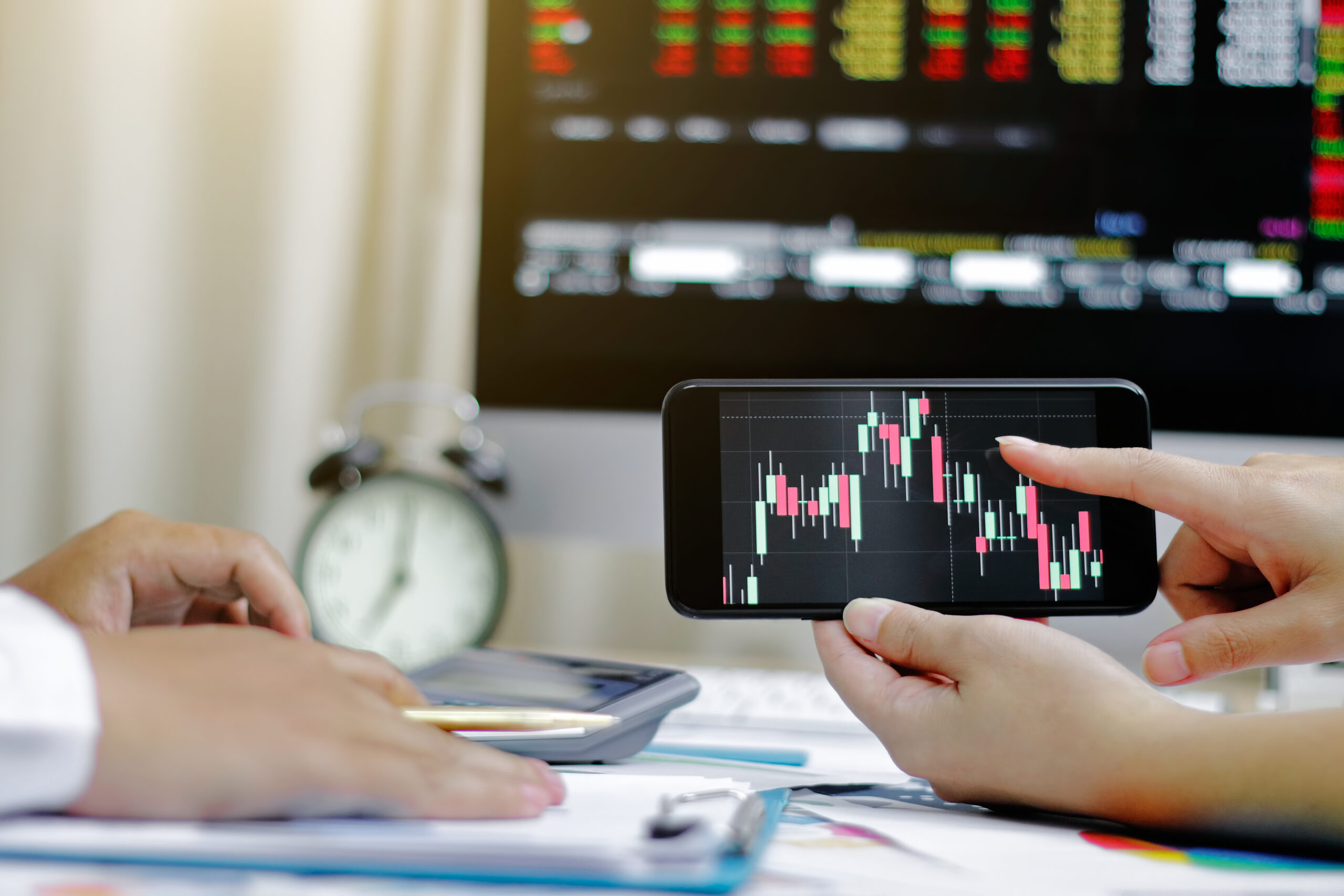 Swing Trade: o que é e como funciona essa estratégia de investimentos