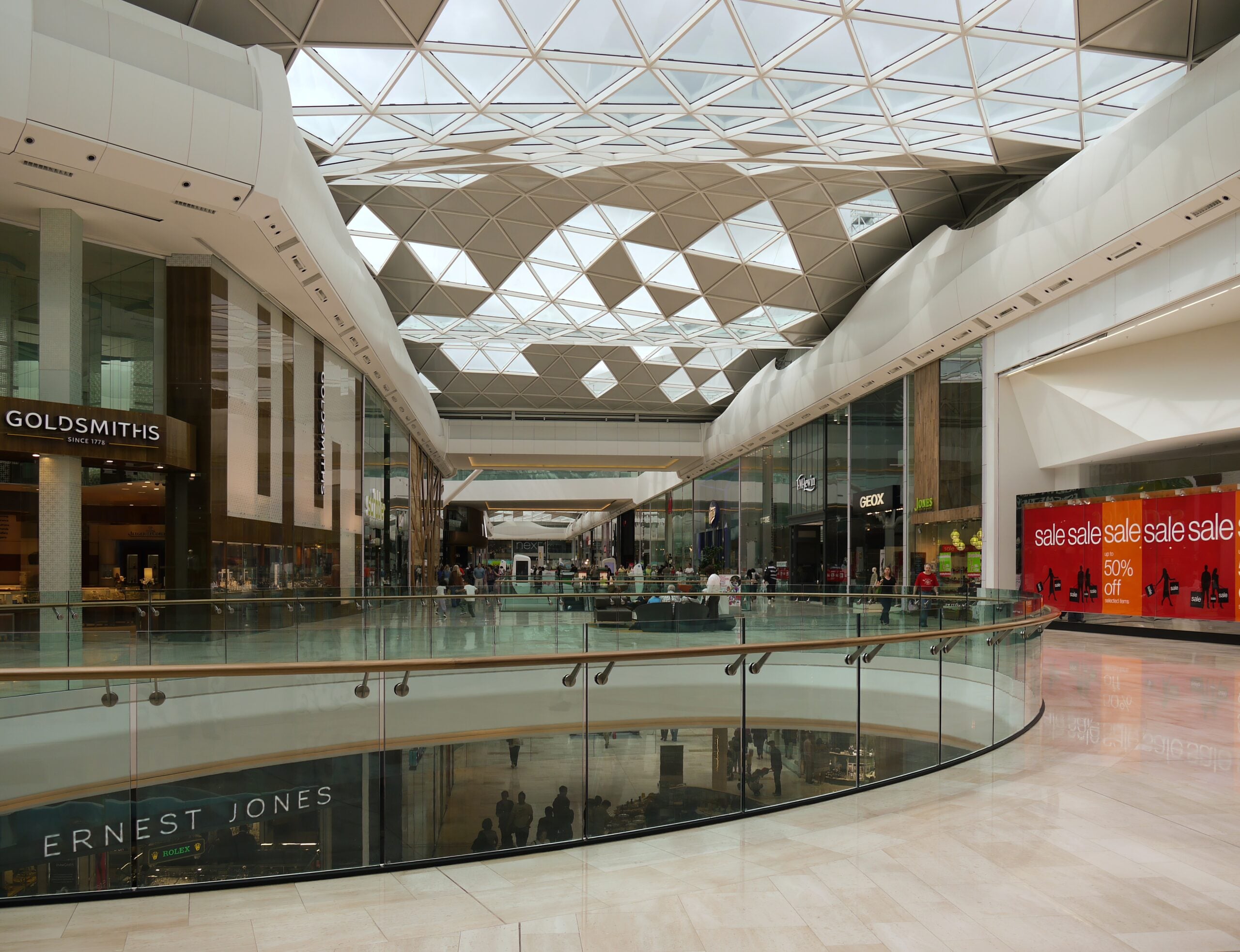 HGBS11 e HPDP11 informam reabertura de Shoppings; EDGA11 comunica inadimplência