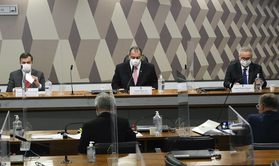 CPI: Documento sobre Covid-19 era informal e foi alterado, diz auditor do TCU