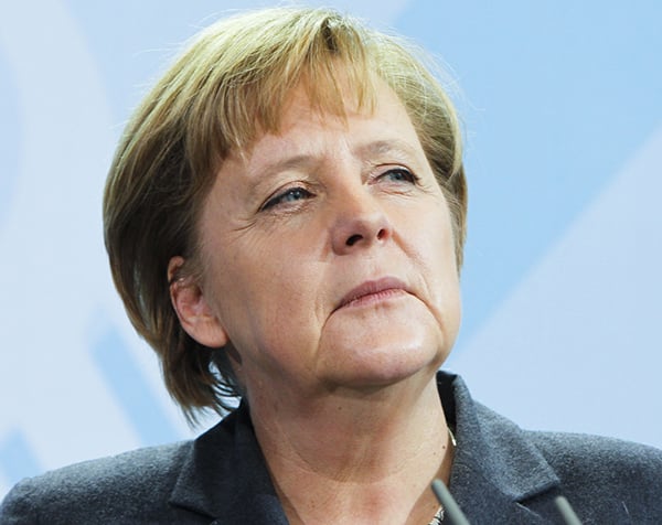 Alemanha: Merkel define candidato de centro-direita para eleições