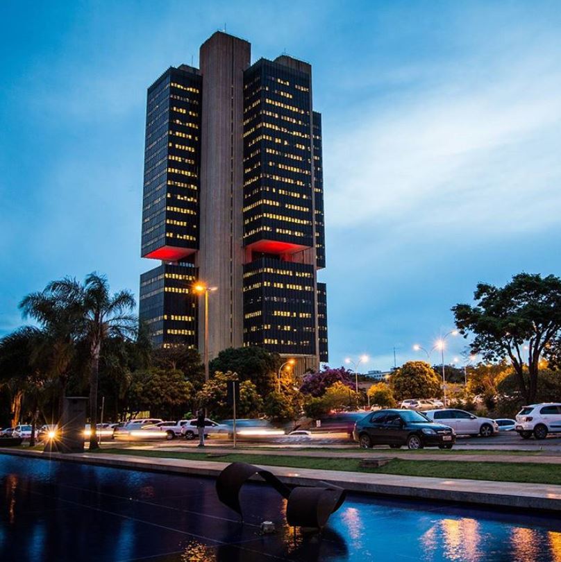 Em ata, Copom confirma que Selic deve alcançar 4,25% em junho