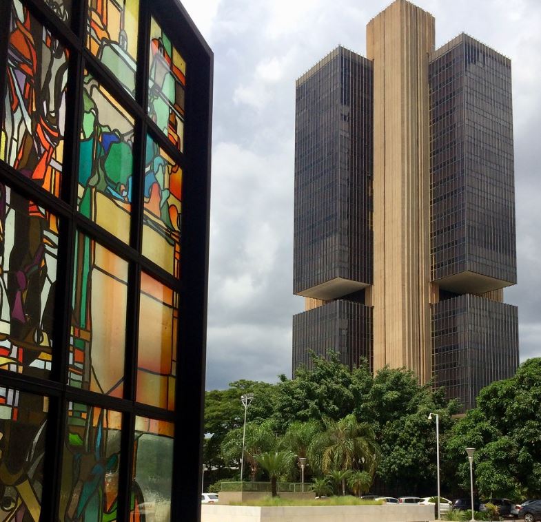 Boletim Focus projeta queda do PIB de 5,12% em 2020 e Selic a 2,25%