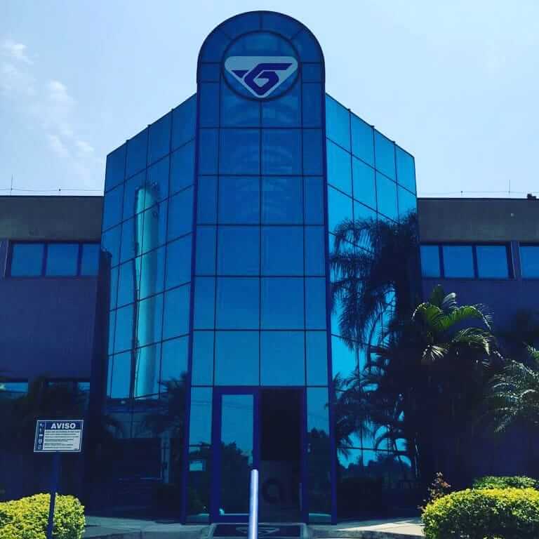 Blau Farmacêutica (BLAU3) estreia na B3 (B3SA3) em alta