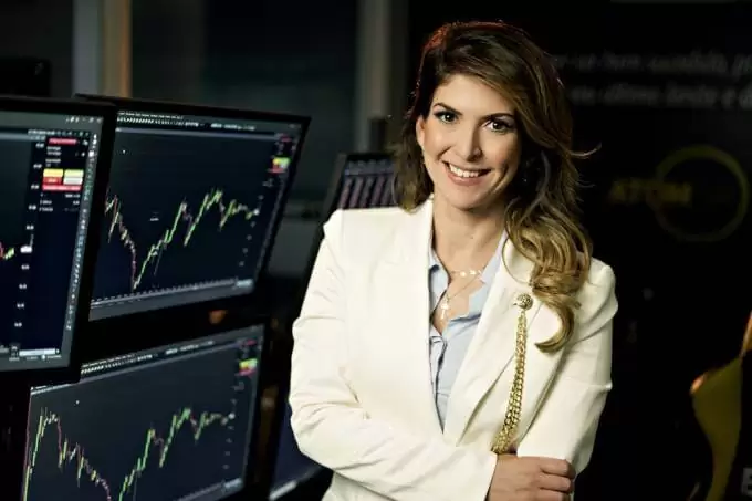 Carol Paiffer: Quem é e o que faz?