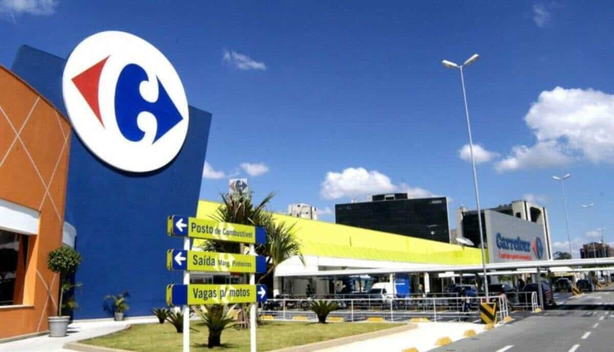 Carrefour (CRFB3) tem alta de 73,1% no lucro no 3TRI para R$ 757 mi