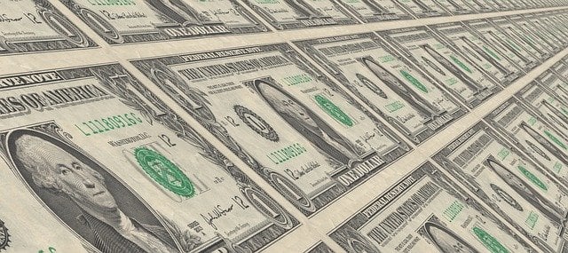 Inflação nos EUA: assim como CPI, preços ao produtor também vêm acima da projeção e sobem 1%