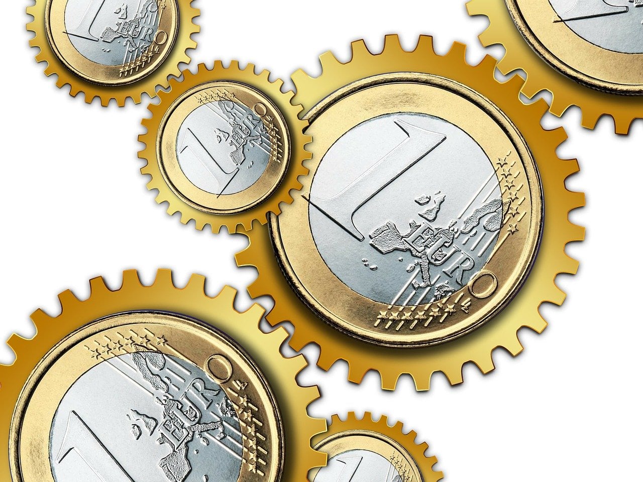 PMI de serviços sobe na zona do euro e desacelera na China