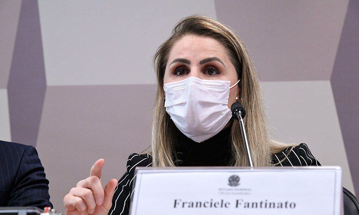 CPI: Ex-chefe do PNI defende vacinas e campanhas de controle da pandemia