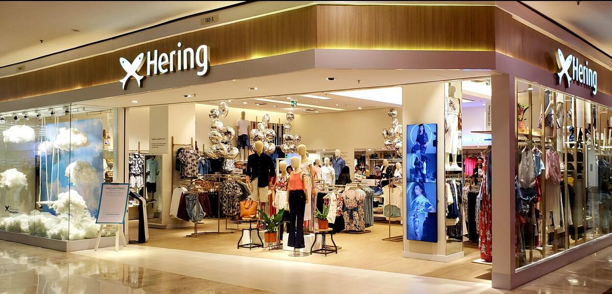 Por que a Arezzo (ARZZ3) quer se unir com Hering (HGTX3)