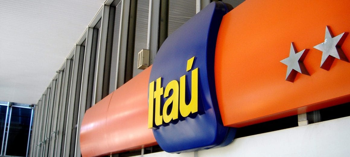 Itaú Unibanco (ITUB4) capta US$ 400 milhões; Itaúsa (ITSA4) aprova dividendos