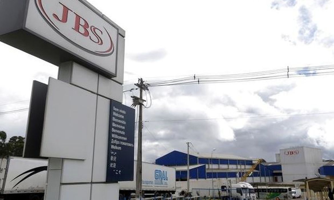JBS (JBSS3) sofre ataque cibernético nos EUA