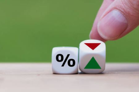 Conheça o IOF e como ele impacta sua vida