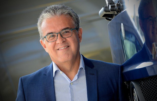 Anfavea cobra medidas que melhorem a competitividade do setor e rebate Bolsonaro