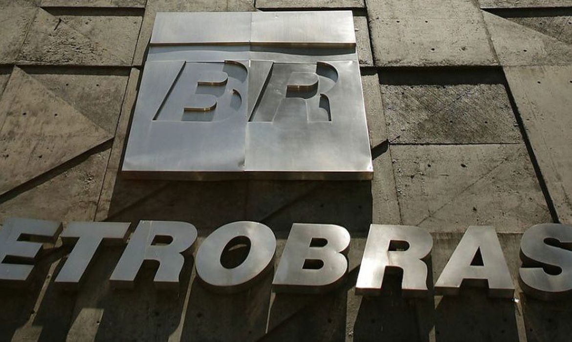 Petrobras (PETR3 PETR4): demanda em recompra de títulos globais superou limite