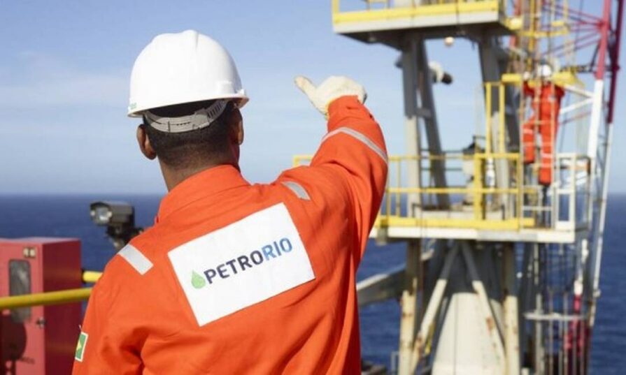 PetroRio (PRIO3) e Dommo (DMMO3) informam produção de abril