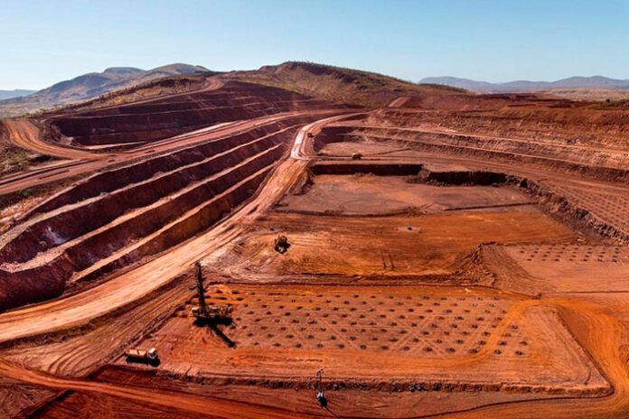Rio Tinto: produção de minério de ferro cai 2% no 1TRI, para 76,4 milhões de toneladas
