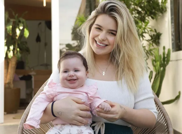 Viih Tube e Lua: Imagem mostra influenciadora e sua bebê