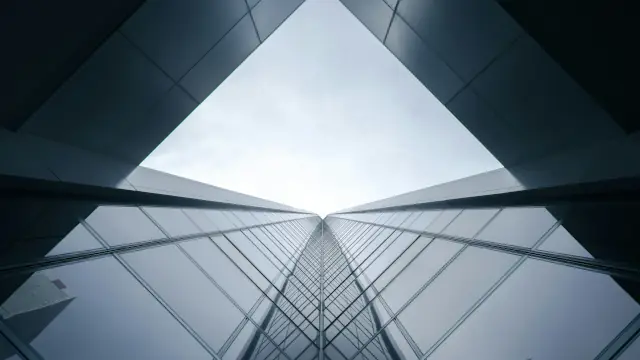 VRTM11 ajusta carteira e reforça posições em CRIs e imóveis