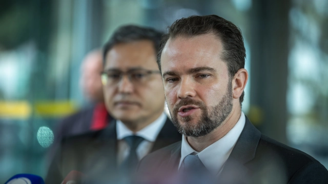 Dario Durigan em entrevista coletiva