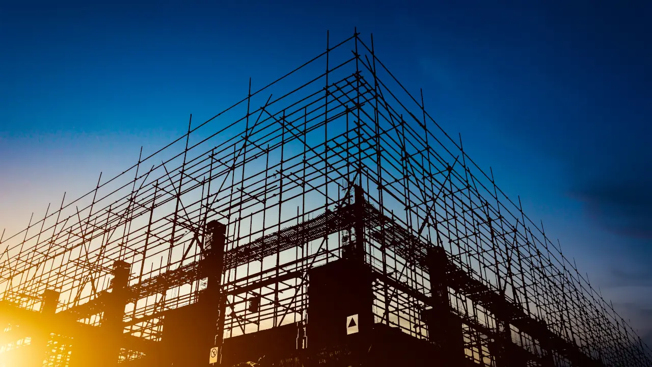 Safra projeta alta de vendas e pressão de custos no setor de construção