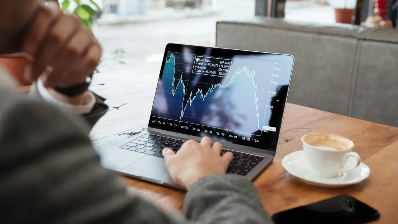 IFIX recua 0,41% no pregão e acumula queda de 1,22% na semana